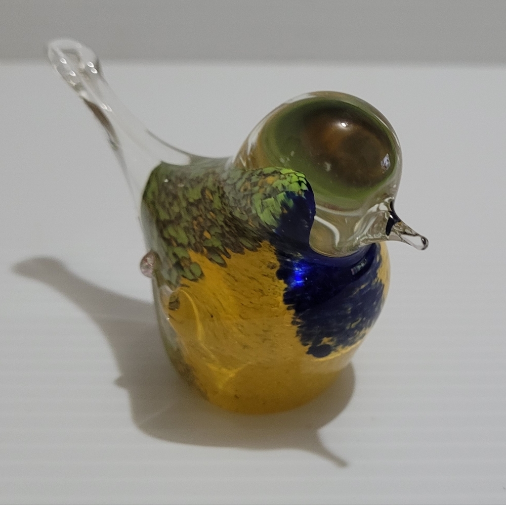 Art Glass 4-color Bird Hand Made Czechoslovakian Bohemian Glass Iris 2 1/2"Tall.